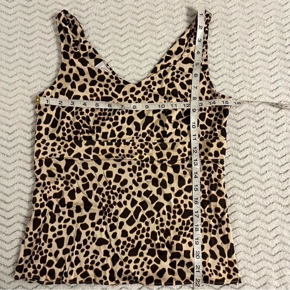 Talbots Beige/Brown Animal Print Silk Pullover Sleeveless Stretch Top Sz 4 - Picture 7 of 7
